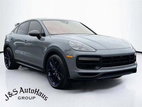 Used 2022 Porsche Cayenne Turbo GT AWD/4WD image 1