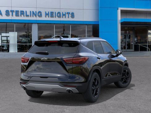 New 2025 Chevrolet Blazer LT w/ Convenience Package image 4