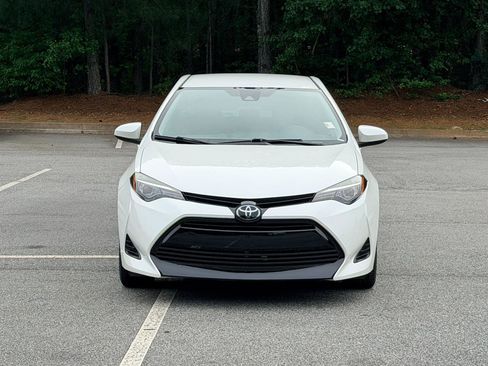Used 2019 Toyota Corolla LE FWD image 3