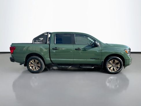 Used 2024 Nissan Titan SV w/ SV Bronze Edition Package image 9