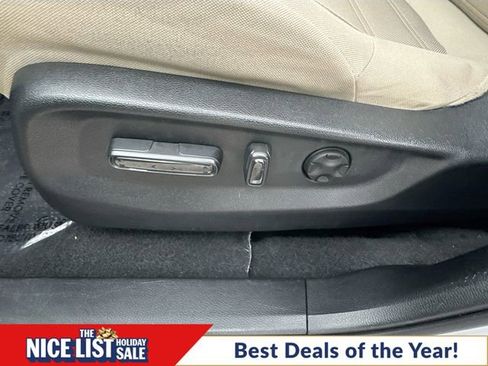 Used 2022 Honda CR-V EX image 33