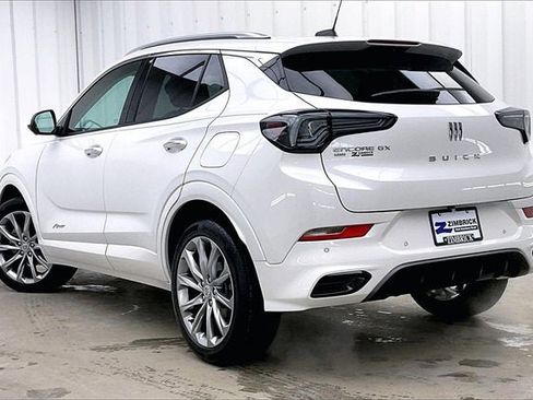 Certified 2025 Buick Encore GX Avenir w/ Avenir Technology Package image 11