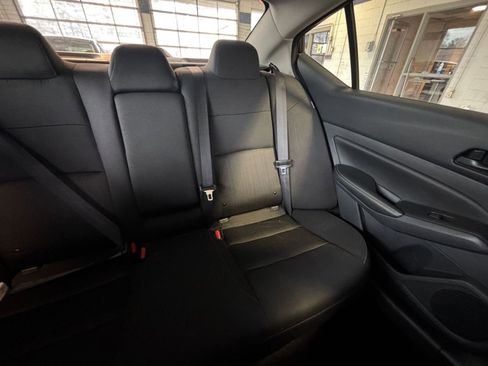 Used 2025 Nissan Altima 2.5 SV image 38