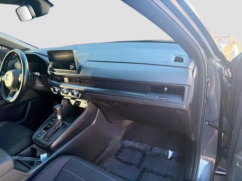 Certified 2025 Honda CR-V Sport image 32