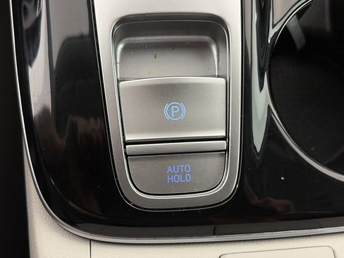 Certified 2024 Hyundai Tucson Blue AWD/4WD image 29
