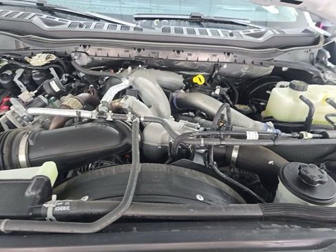 Used 2025 Ford F250 Lariat w/ Lariat Ultimate Package AWD/4WD image 15