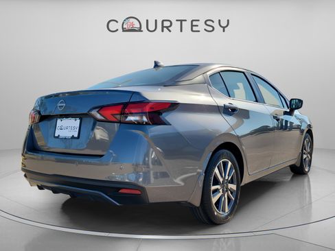 Certified 2025 Nissan Versa SV w/ Trunk Package image 5