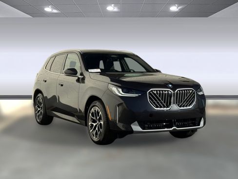 Used 2026 BMW X3 xDrive30 w/ Premium Package image 6