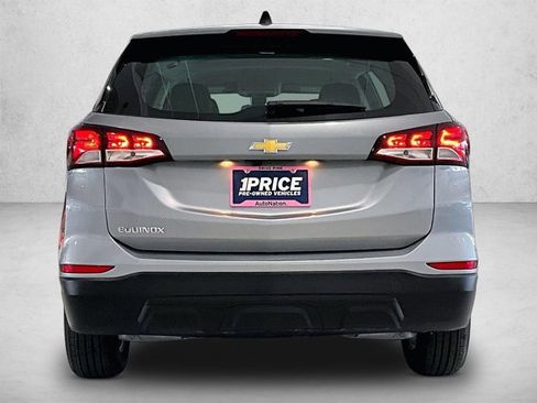 Used 2024 Chevrolet Equinox LS FWD image 4
