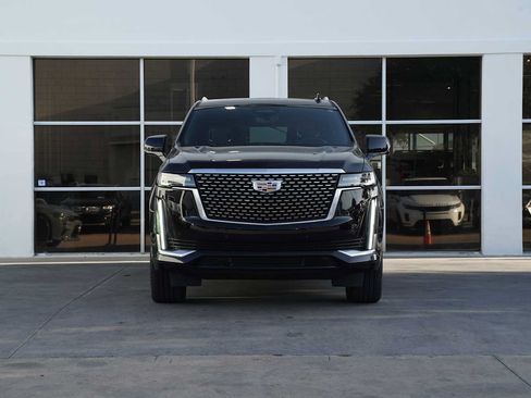 Used 2023 Cadillac Escalade ESV Premium Luxury w/ Performance Package AWD/4WD image 5