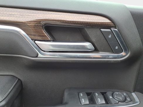 Used 2023 Chevrolet Silverado 1500 LT image 21