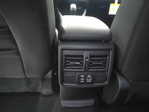 New 2025 Subaru Forester Premium image 13