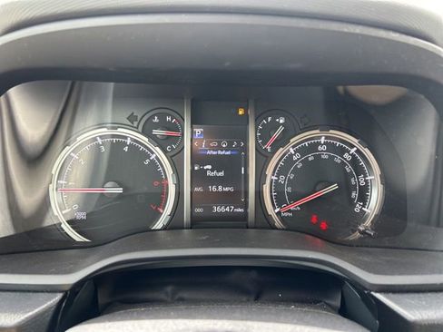 Used 2024 Toyota 4Runner TRD Off-Road Premium w/ Off Road Premium Plus Package image 14