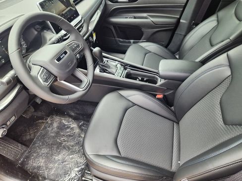 New 2026 Jeep Compass Latitude AWD/4WD image 9