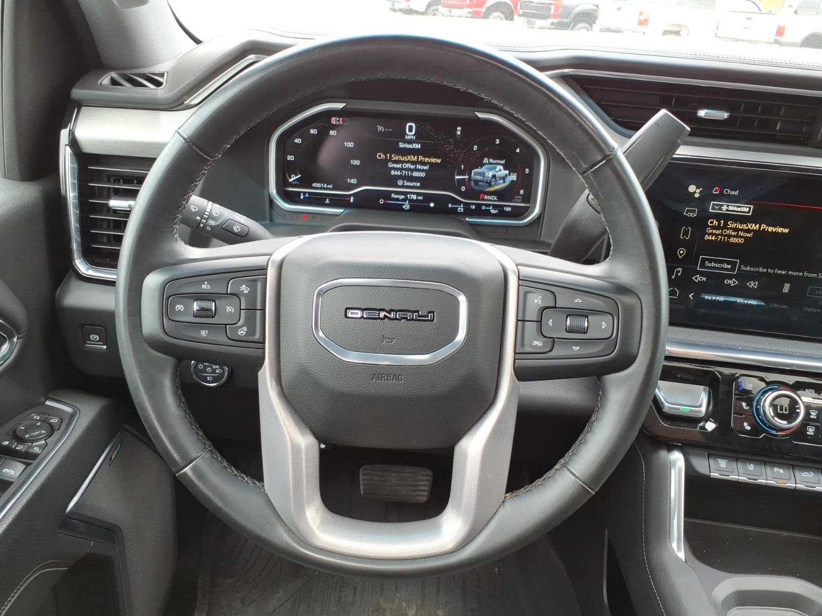 Used 2024 GMC Sierra 3500 Denali AWD/4WD image 23