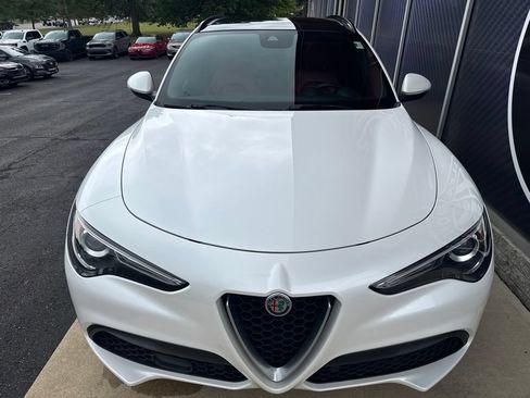 Used 2020 Alfa Romeo Stelvio Ti Sport AWD/4WD image 9