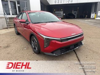 New 2025 Kia K4 LXS video 1