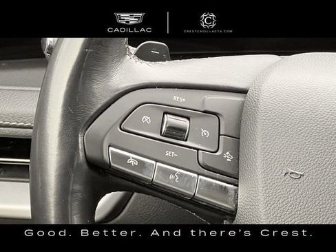 Used 2024 Cadillac XT4 Premium Luxury image 17