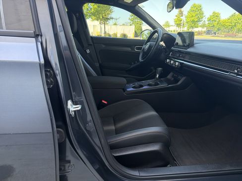 Used 2023 Honda Civic Sport image 31