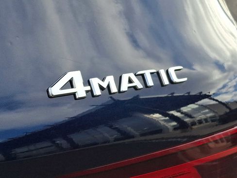 Certified 2022 Mercedes-Benz GLC 300 GLC 300 image 29