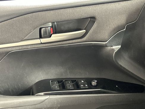 Used 2025 Toyota Camry LE image 18