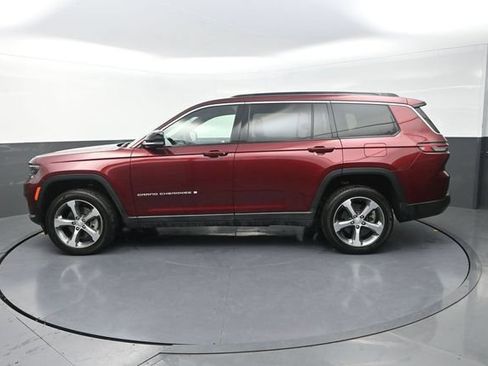 Used 2025 Jeep Grand Cherokee L Limited AWD/4WD image 4