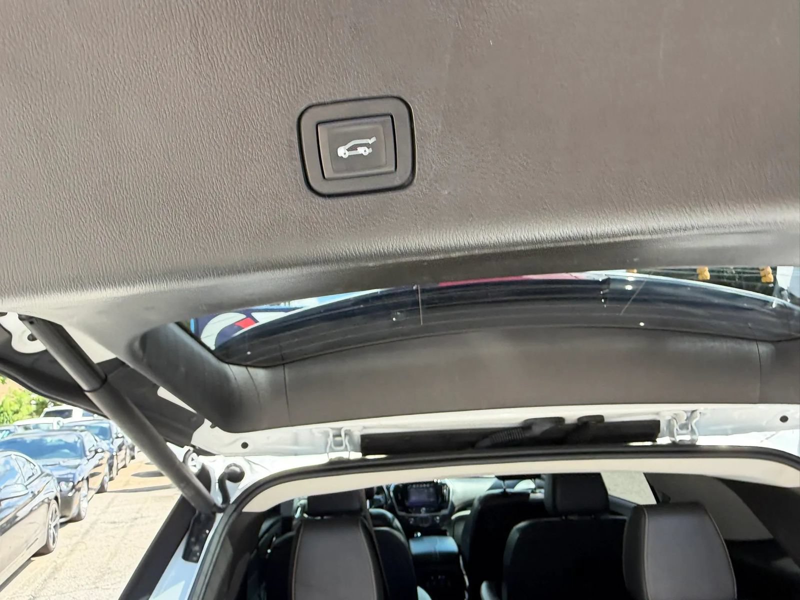 Used 2019 Chevrolet Traverse Premier AWD/4WD image 35