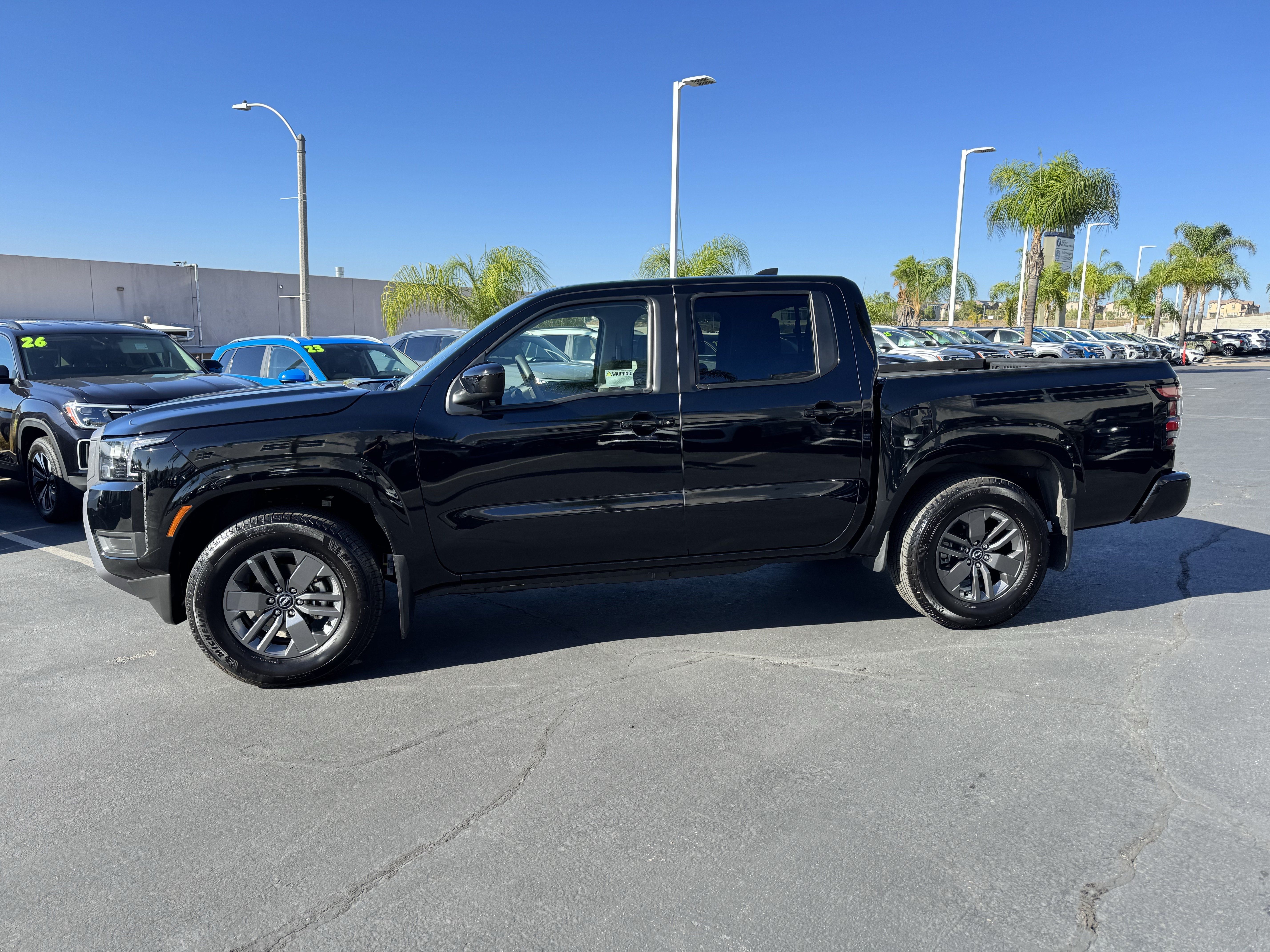Used 2026 Nissan Frontier SV w/ SV Convenience Package RWD image 5