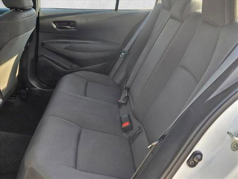 Used 2025 Toyota Corolla LE image 18