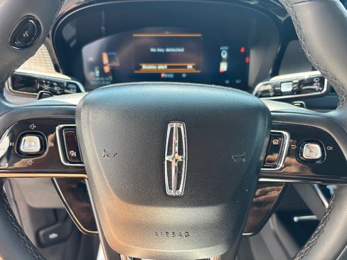 Certified 2024 Lincoln Corsair AWD image 16