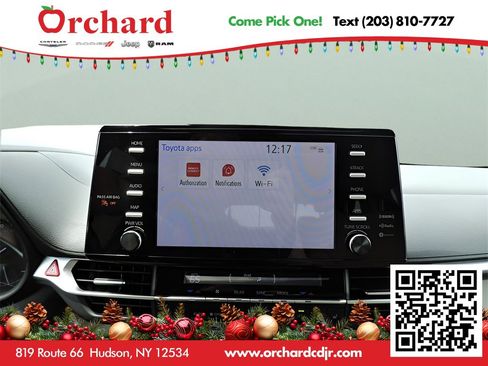 Used 2022 Toyota Sienna XLE image 12