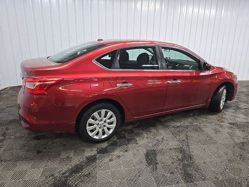 Used 2017 Nissan Sentra SV image 3