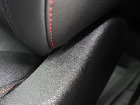 Used 2025 Chevrolet Equinox RS w/ Safety and Technology Package AWD/4WD image 48