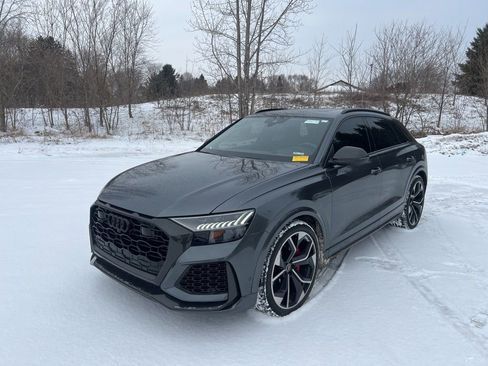 Used 2022 Audi RS Q8 w/ Carbon Optic Package image 2