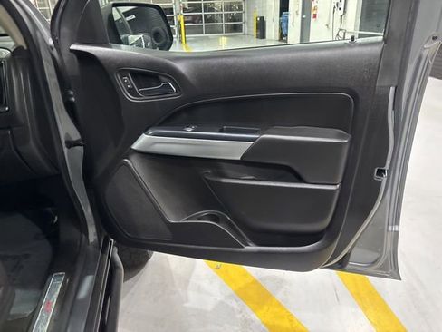 Used 2018 Chevrolet Colorado ZR2 AWD/4WD image 40