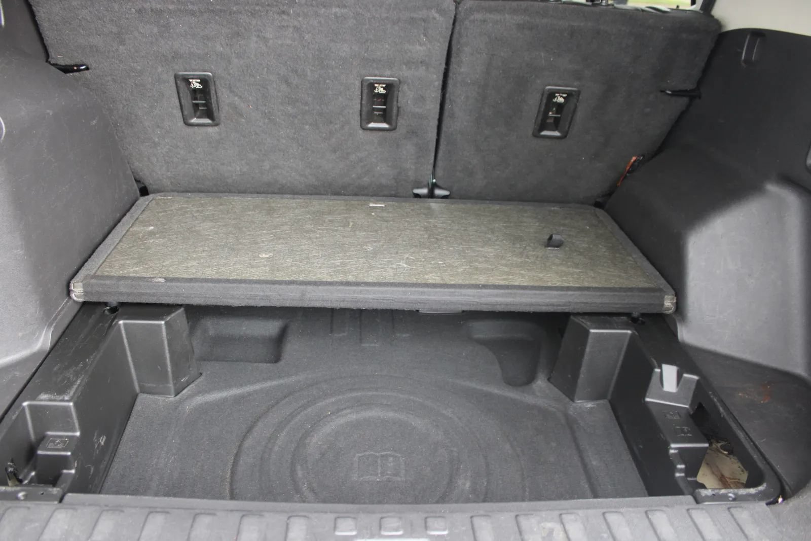 Used 2019 GMC Terrain Denali w/ Advanced Safety Package FWD image 31