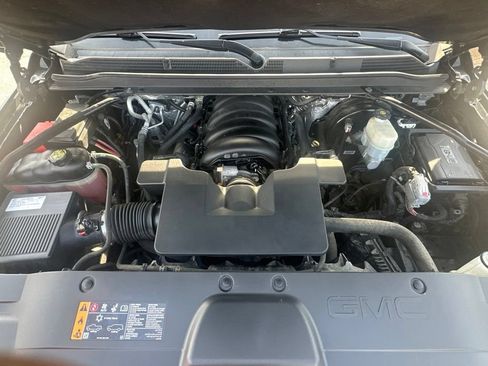 Used 2017 GMC Yukon Denali AWD/4WD image 29
