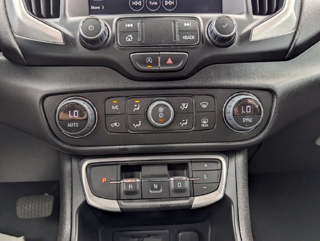 Used 2023 GMC Terrain SLT w/ Infotainment Package II AWD/4WD image 23