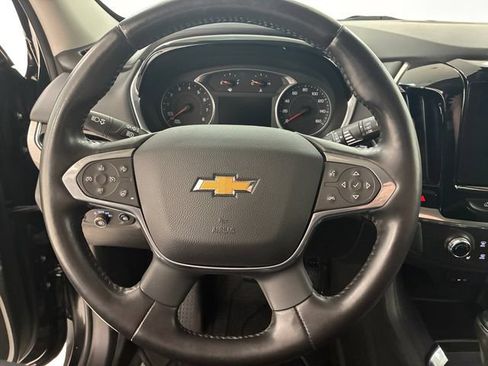 Used 2020 Chevrolet Traverse LT w/ Driver Confidence II Package AWD/4WD image 22