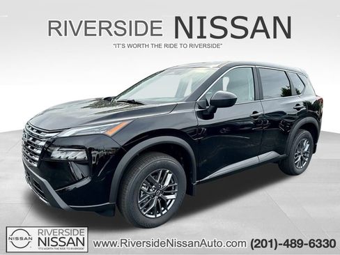 Used 2026 Nissan Rogue S image 1