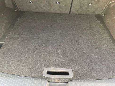 Used 2024 Nissan Rogue SV FWD image 24