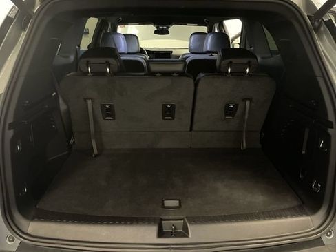 Used 2024 GMC Acadia Elevation w/ Luxury Package AWD/4WD image 25
