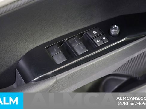 Used 2025 Toyota Camry SE image 46