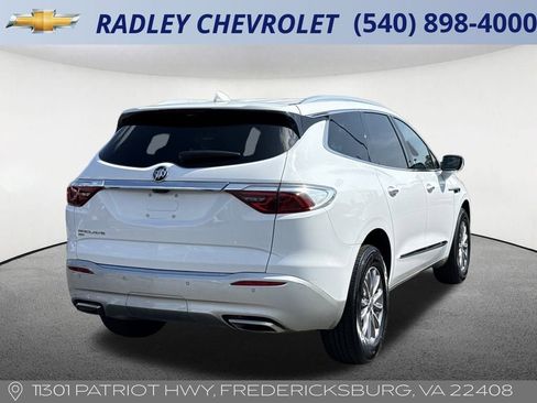 Certified 2024 Buick Enclave Premium image 5