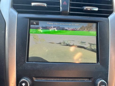 Used 2013 Ford Fusion SE FWD image 13