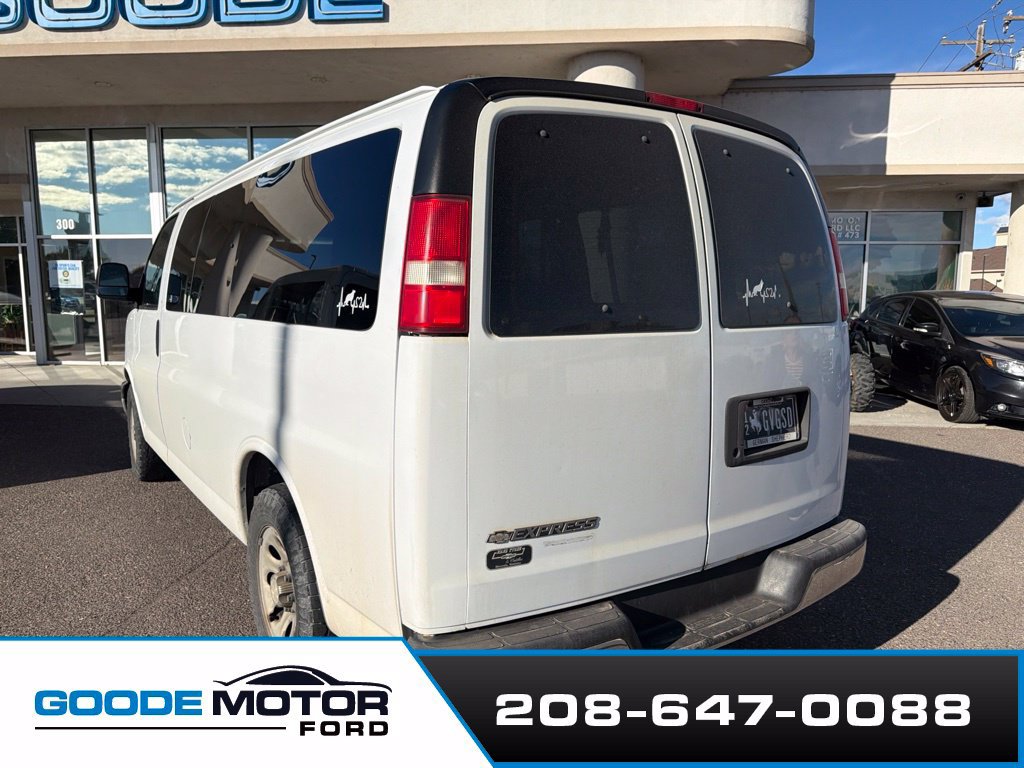Used 2014 Chevrolet Express 1500 LT w/ LT Preferred Equipment Group AWD/4WD image 8