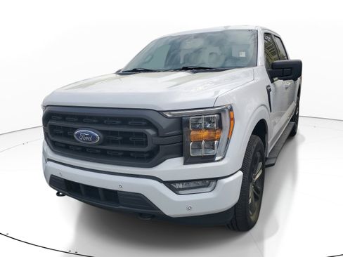 Used 2021 Ford F150 XLT w/ Equipment Group 302A High image 3