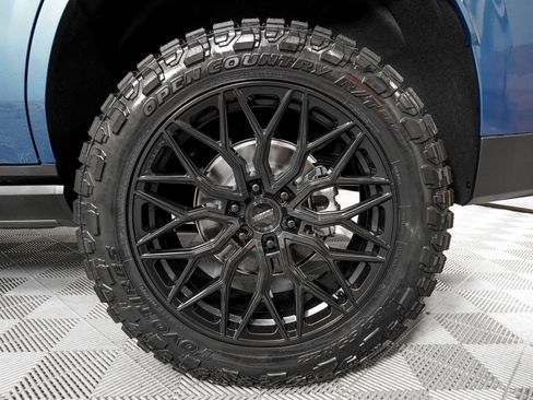 Used 2026 GMC Yukon Denali Ultimate AWD/4WD image 33