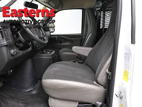 Used 2024 GMC Savana 2500 w/ Driver Convenience Package RWD image 13