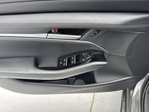 New 2026 MAZDA MAZDA3 2.5 S Sedan w/ Preferred Pkg FWD image 39